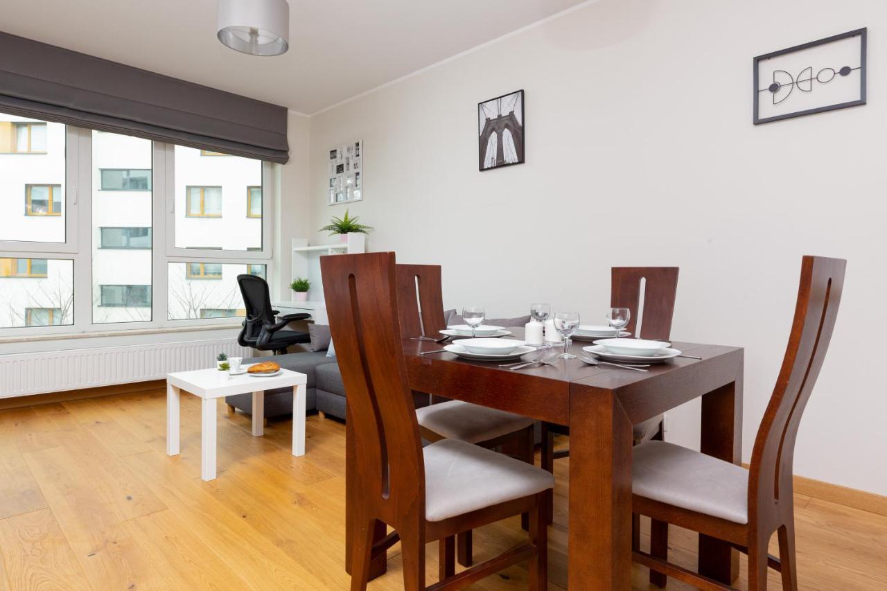 Kolorowy Goclaw Apartment By Noclegi Renters Warsaw Exterior photo